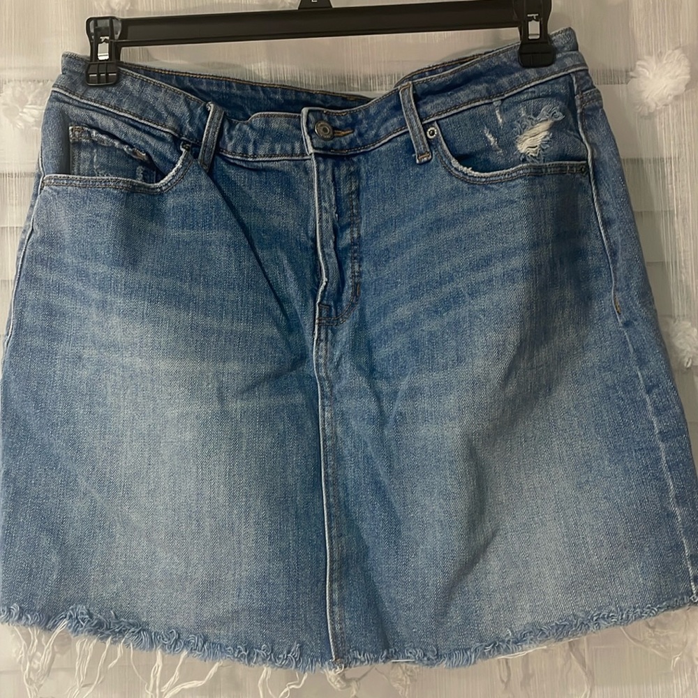 Old Navy mini jean skirt - size 12
